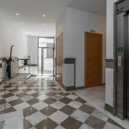 Tuguest Postigo Ii Catedral - Free Parking *