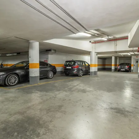 Tuguest Postigo Ii Catedral - Free Parking